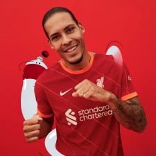 Liverpoolov novi sezonski domaći dres